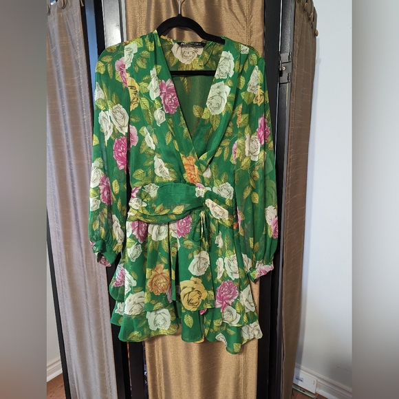 🏵️💚 Zara Mini Floral Dress - Picture 14 of 15